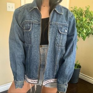 90s vintage tommy hilfiger denim jacket